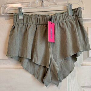 Edikted Olive linen blend shorts with a flattering fit